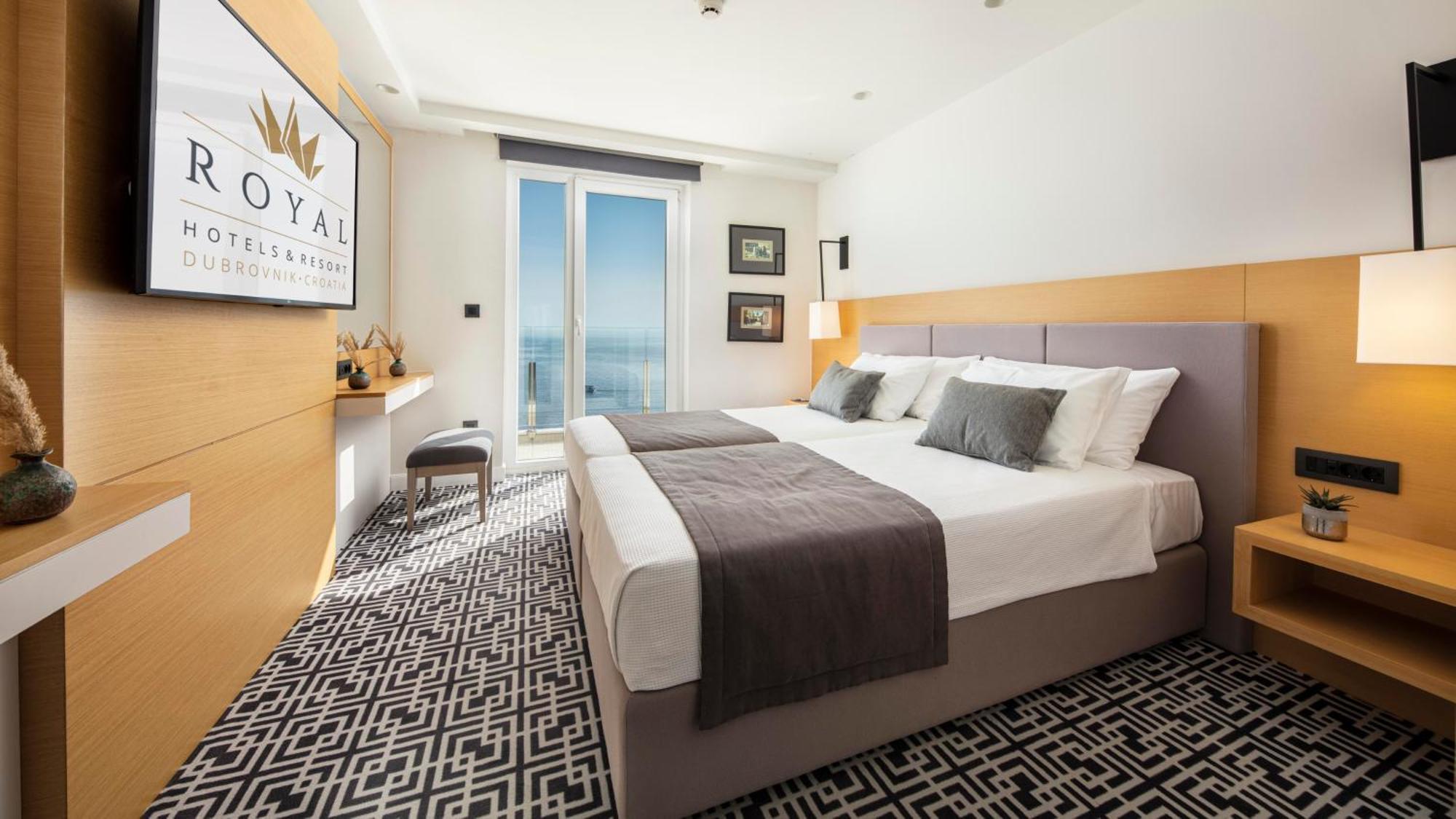 Royal Sky kamer met uitzicht op zee en balkon