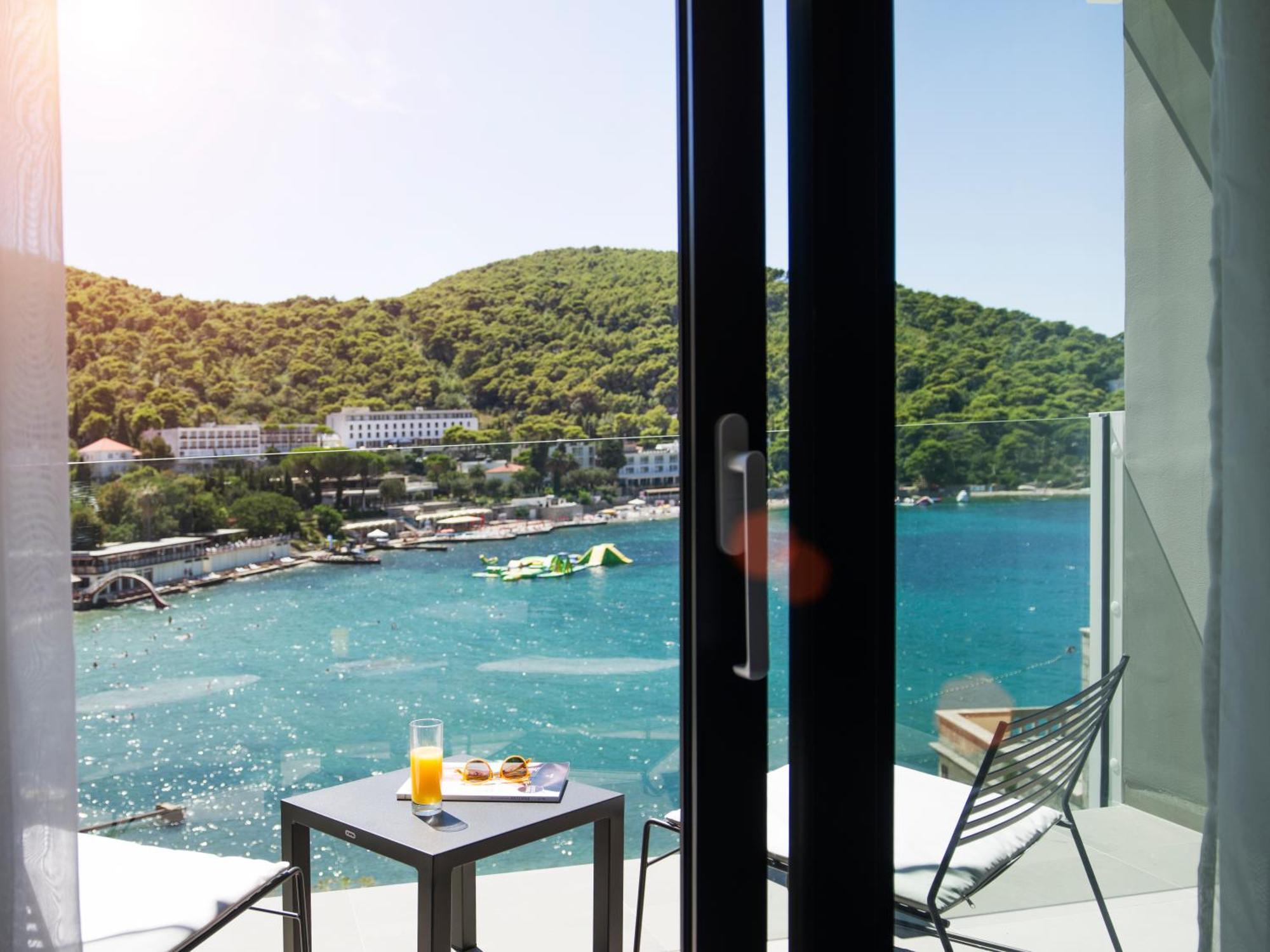 Superior Double Room Sea View Balcony
